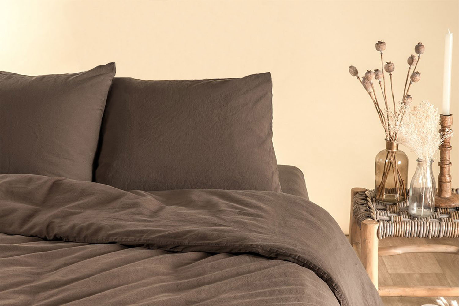 Taie d'oreiller en satin de coton bio lavé uni | Maison Aveni