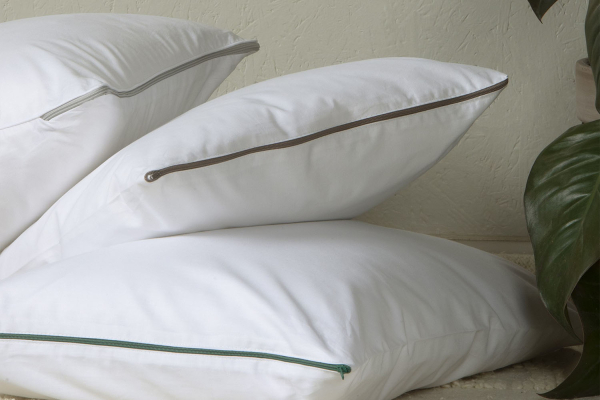 Oreiller avec une enveloppe en Tencel et coton bio | Maison Aveni