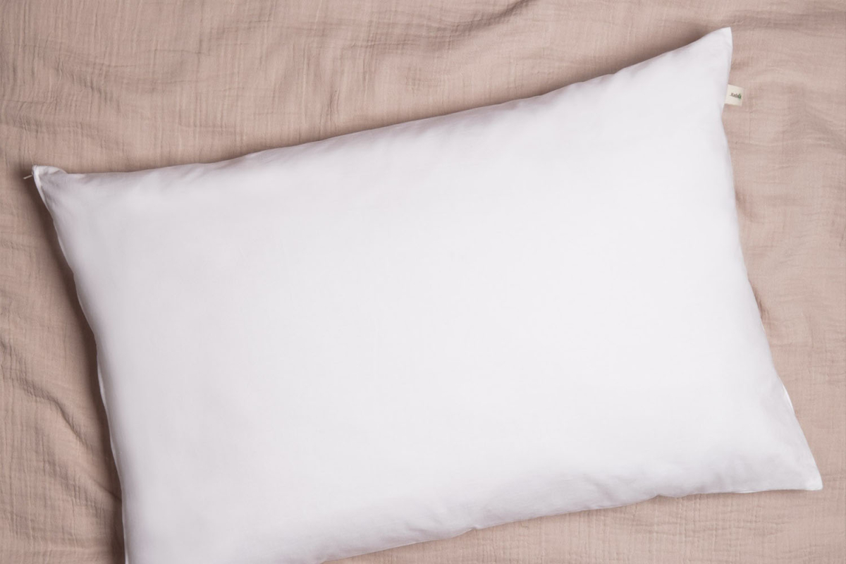 Oreiller avec une enveloppe en coton bio | Maison Aveni