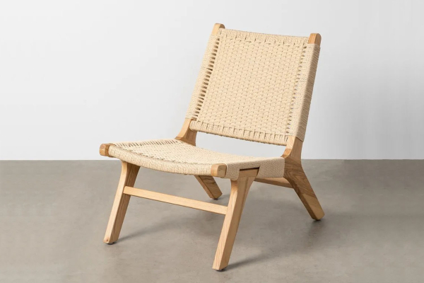 Fauteuil en frêne massif et corde Mirea – Design haut de gamme