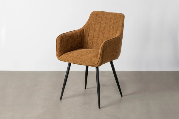 Chaise en tissu et pieds métal Elmar