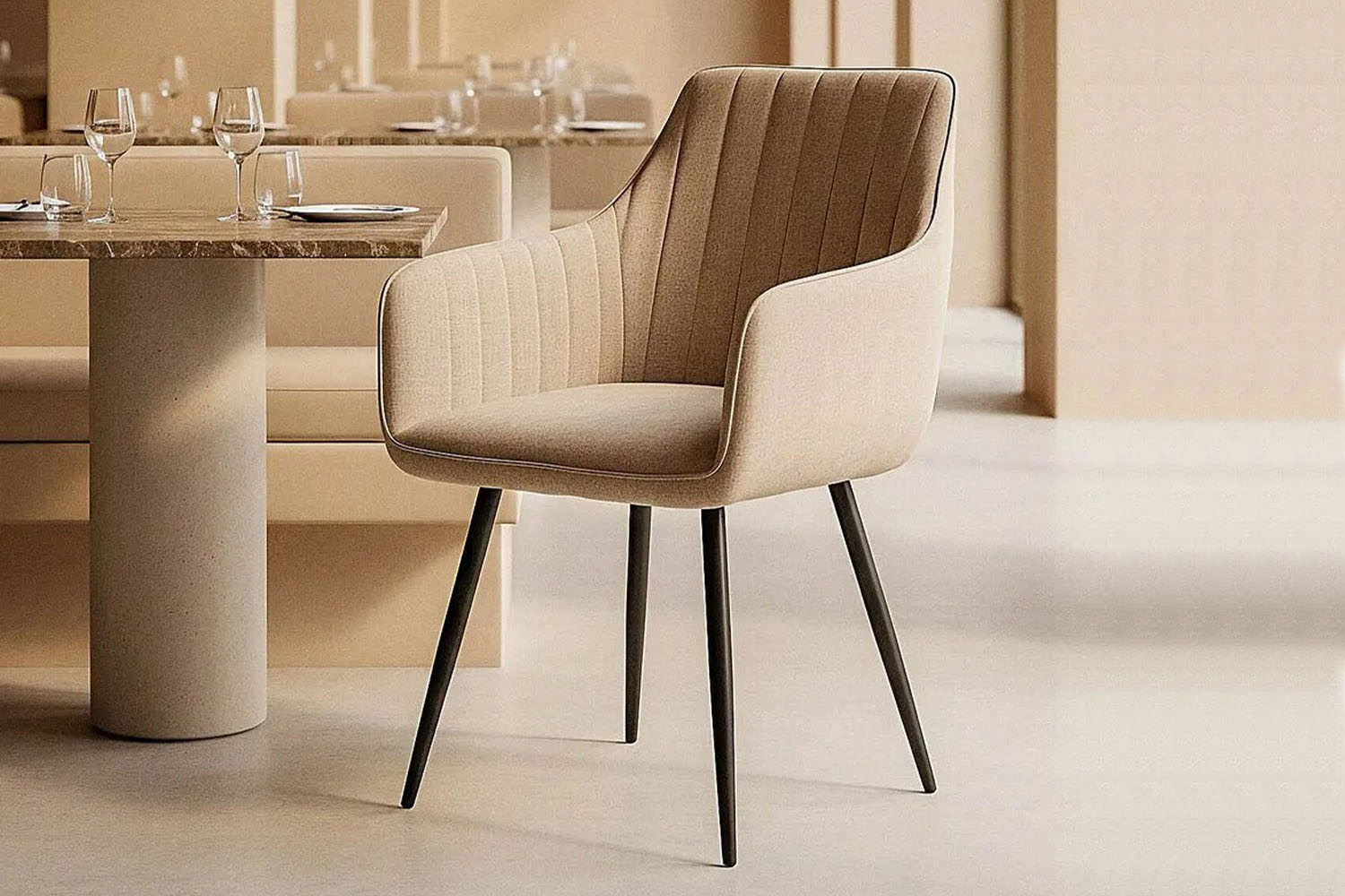 Chaise en tissu et pieds métal Elmar