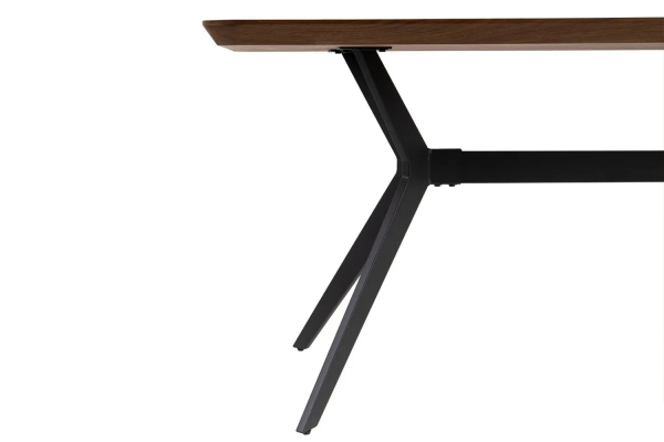 Table effet noyer et pieds métal 6-8 pers. pour salon raffiné