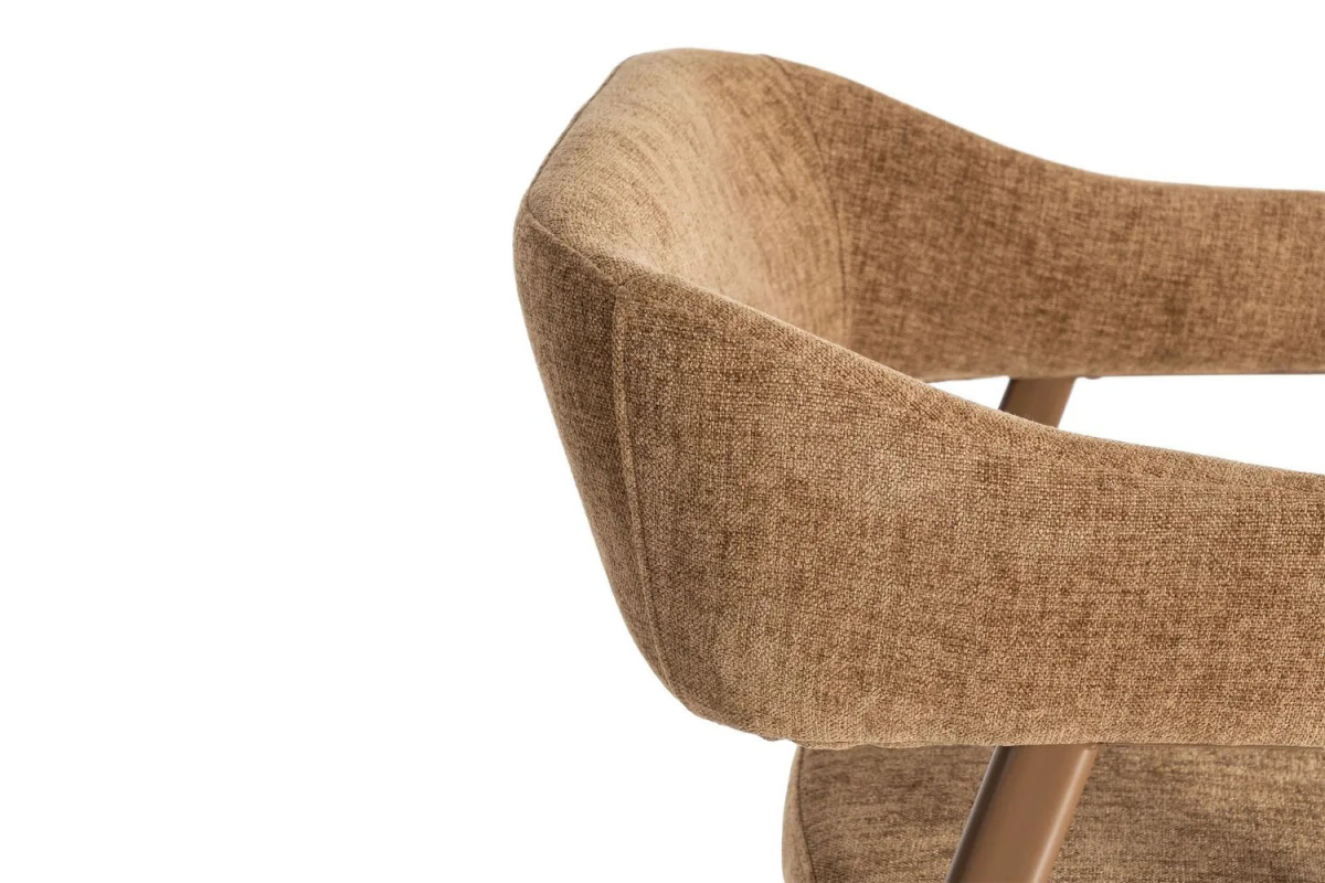 Chaise avec accoudoirs en tissu et pieds métal Néris