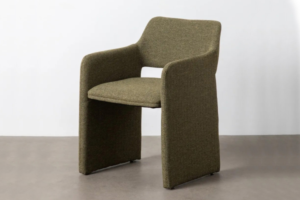 Chaise avec accoudoirs en tissu texturé Calem