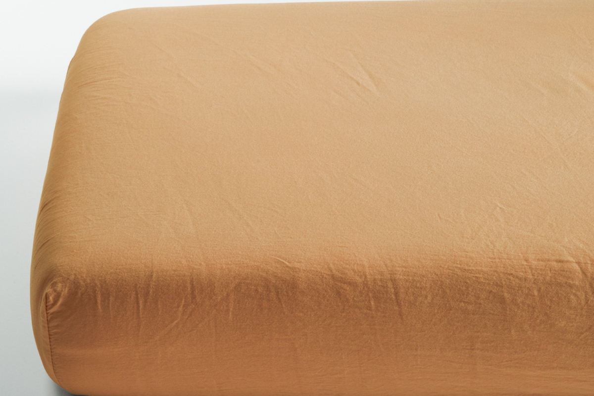 Drap housse satin de coton bio lavé uni | Maison Aveni