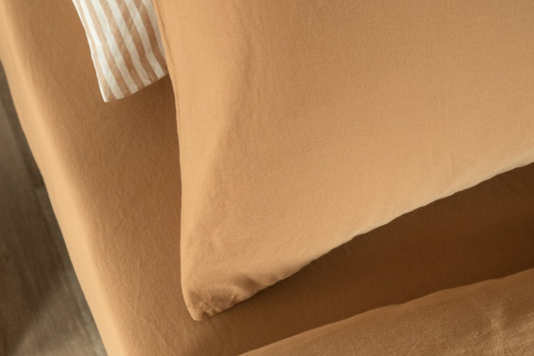 Drap housse satin de coton bio lavé uni | Maison Aveni