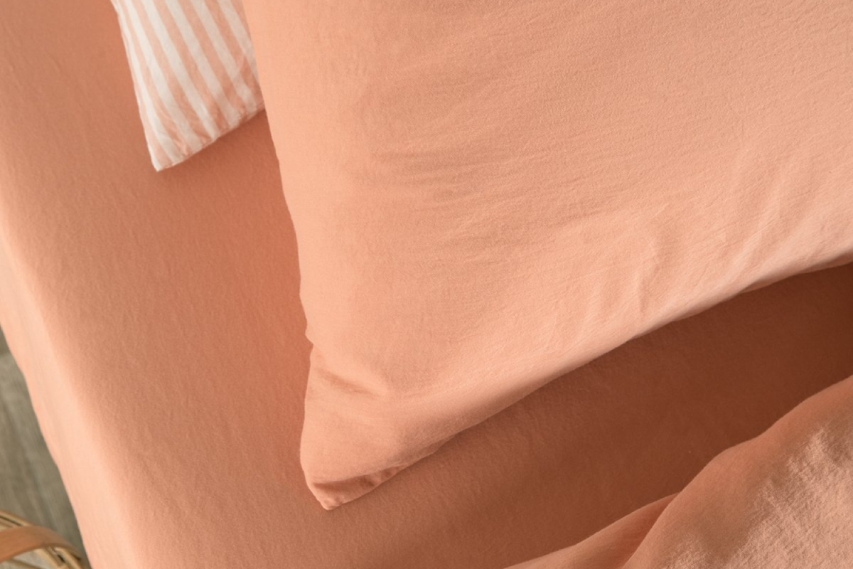 Drap housse satin de coton bio lavé uni | Maison Aveni