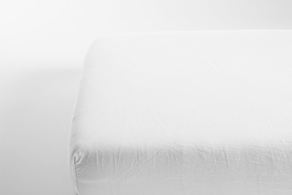 Drap housse satin de coton bio lavé uni | Maison Aveni