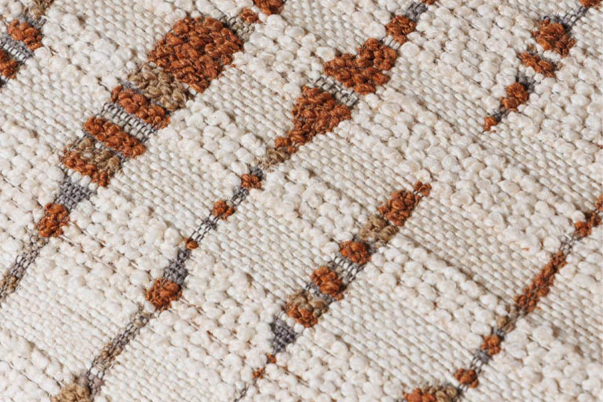 Chaise avec accoudoirs en acacia massif et tissu Elyor