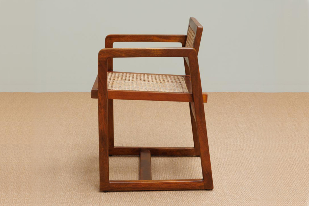 Chaise avec accoudoirs manguier et cannage Sorenza