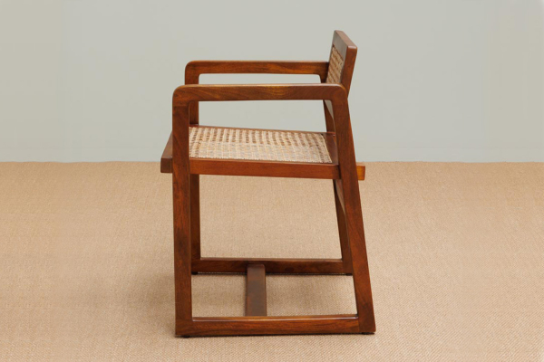 Chaise avec accoudoirs manguier et cannage Sorenza