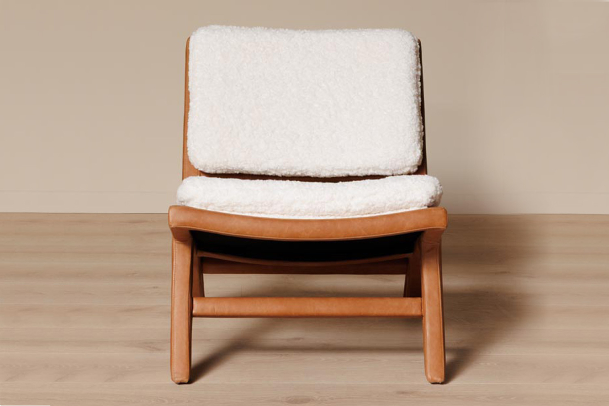 Fauteuil en bois cuir et bouclette Elora