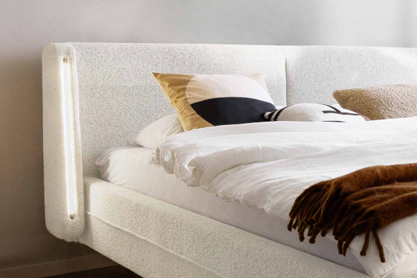 Lit avec tête de lit en tissu avec éclairage intégré Lumea