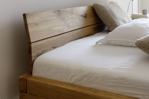 Lit en chêne massif au style contemporain - Bois certifié