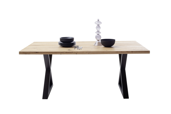 Table en chêne massif et pieds X en acier | Élégance & robustesse