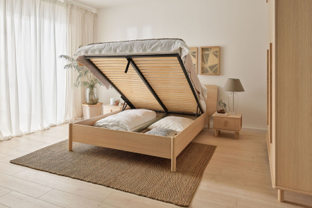 Lit coffre avec tête de lit inclinée Naya – Design, confort et espace