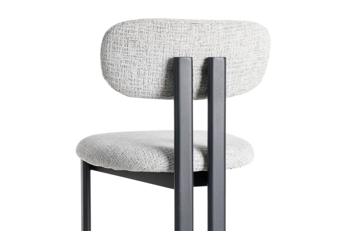 Chaise Maïa en tissu déperlant et pieds acier