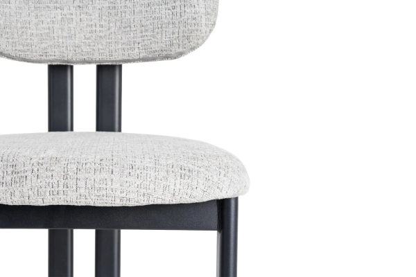 Chaise Maïa en tissu déperlant et pieds acier