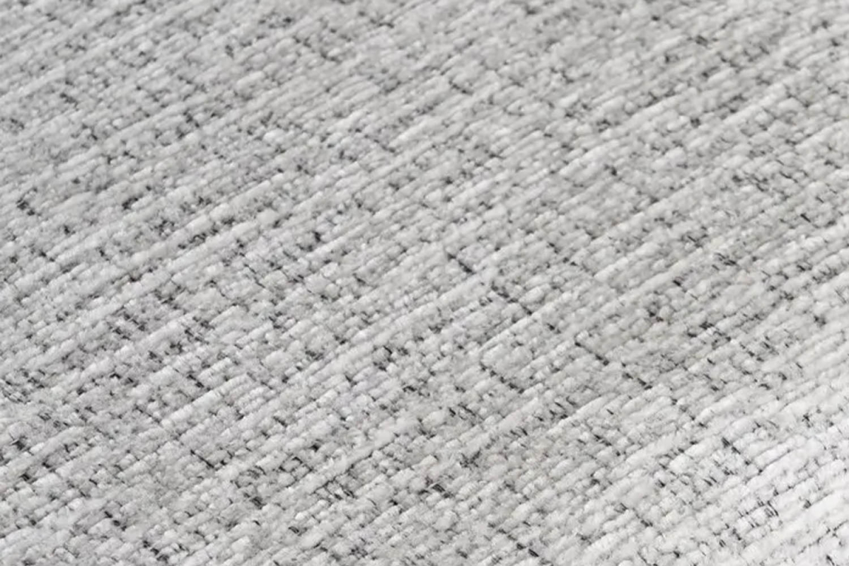 Chaise Maïa en tissu déperlant et pieds acier