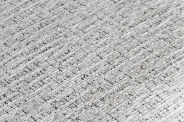 Chaise Maïa en tissu déperlant et pieds acier