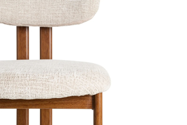 Chaise Maïa en tissu déperlant et pieds acier