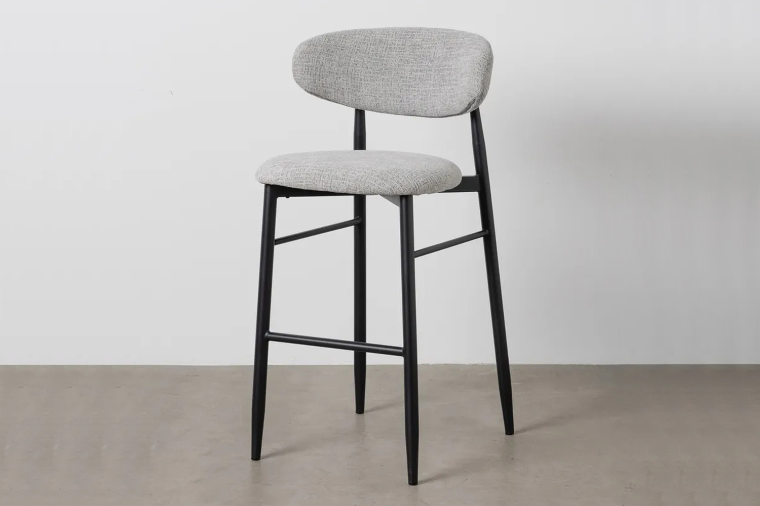 Tabouret haut 75 cm en tissu et pieds métal Milo – Design moderne
