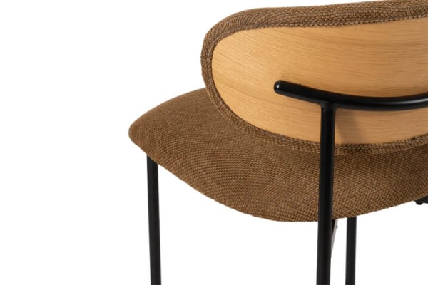 Stoel met stoffen bekleding, houten rugleuning en metalen poten Livia
