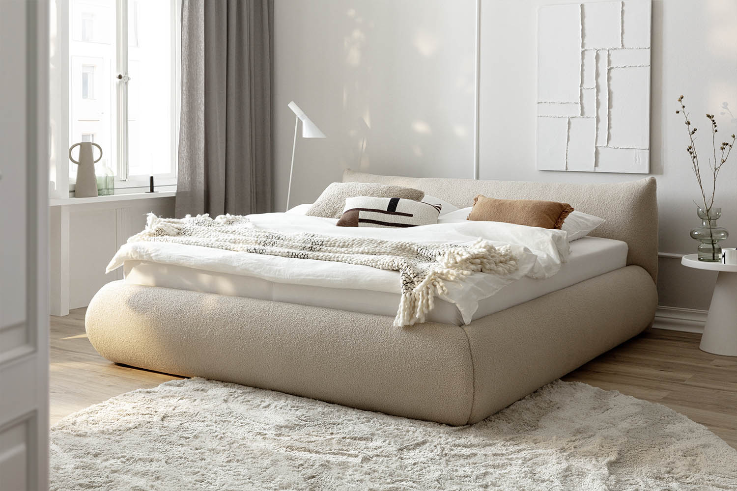 Lit coffre Livia – Lit premium avec tête de lit en tissu bouclette