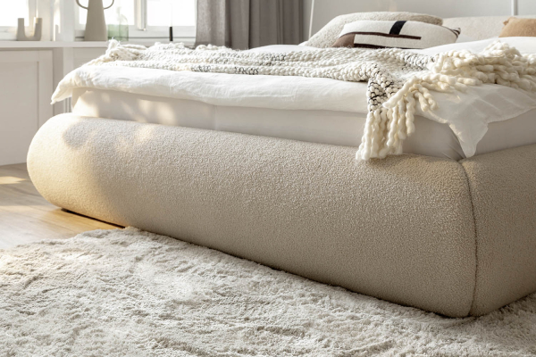 Lit coffre Livia – Lit premium avec tête de lit en tissu bouclette