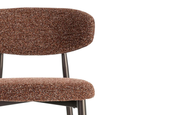 Chaise en tissu texturé et pieds métal Milo – Élégance et style