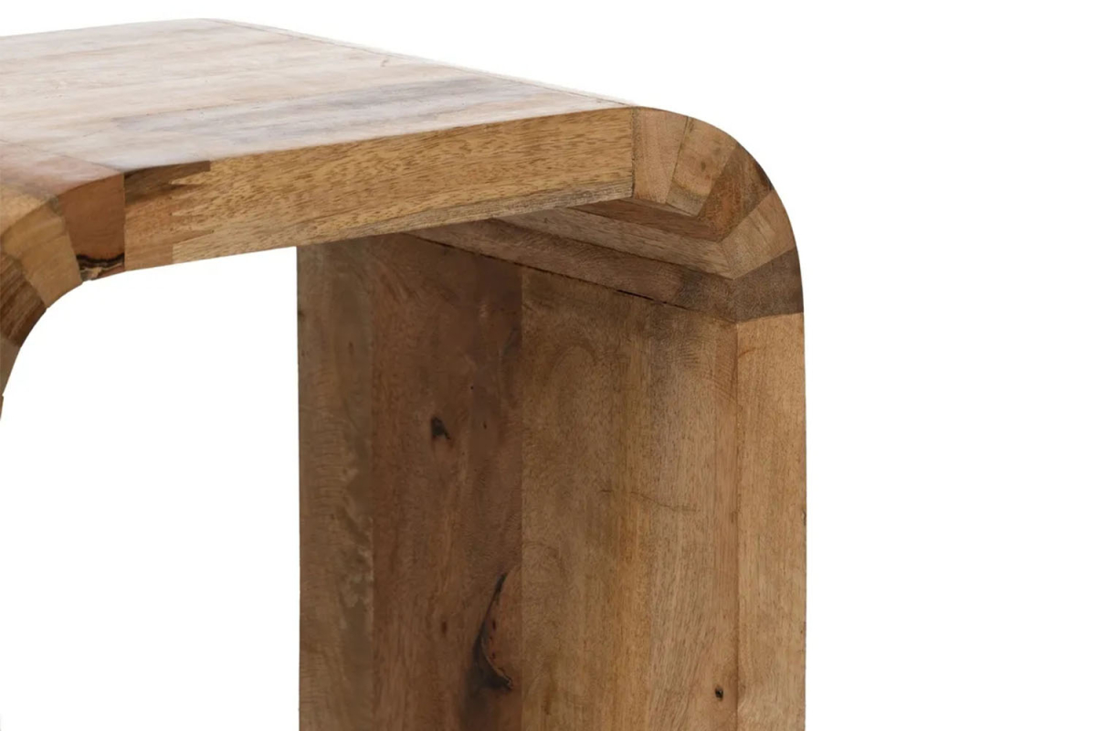 Table de chevet en manguier massif : design premium