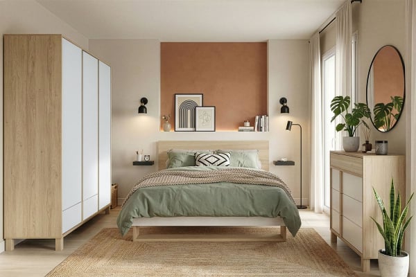 Holzkommode in heller Eiche und Weiß – modernes Design und praktischer Stauraum