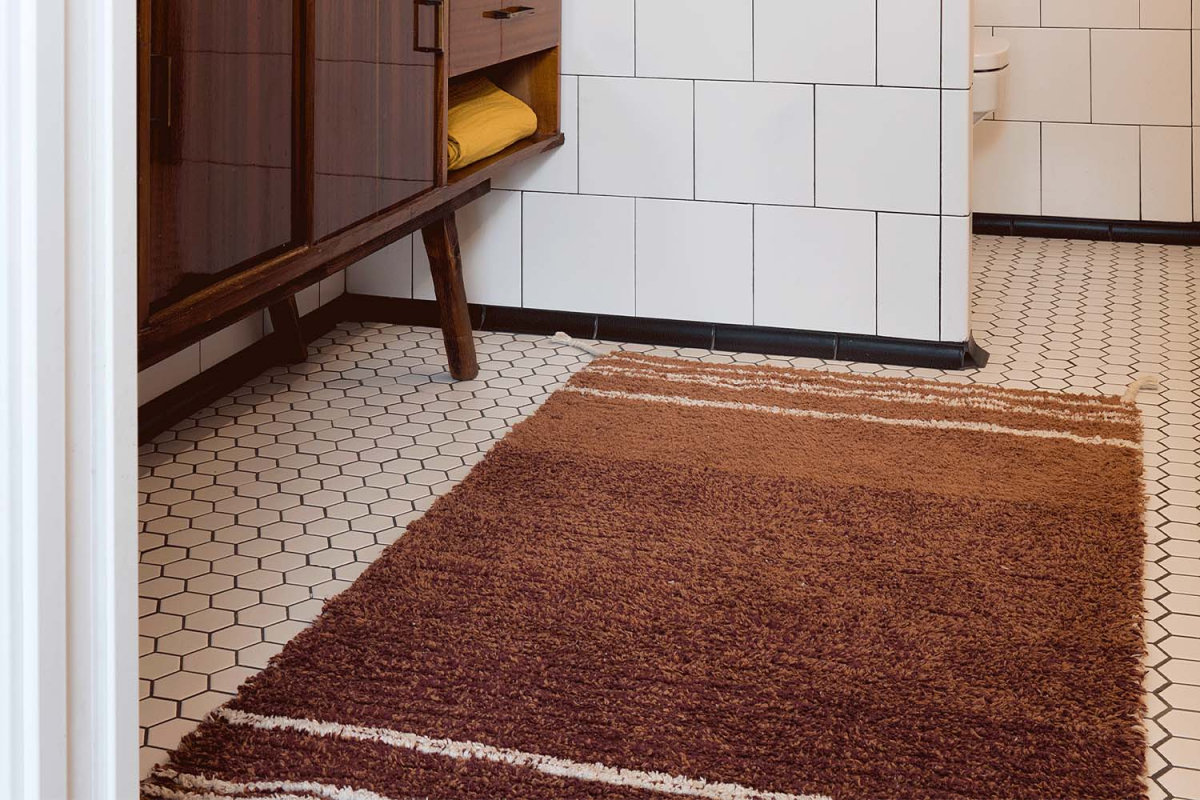 Tapis réversible Lorena Canals – Tapis lavable bleu, marron ou ambre