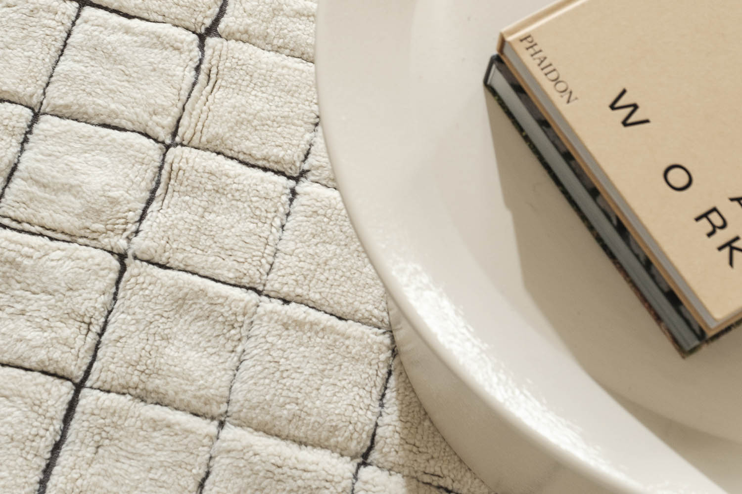 Tapis rectangulaire en laine design Mosaic – Lorena Canals