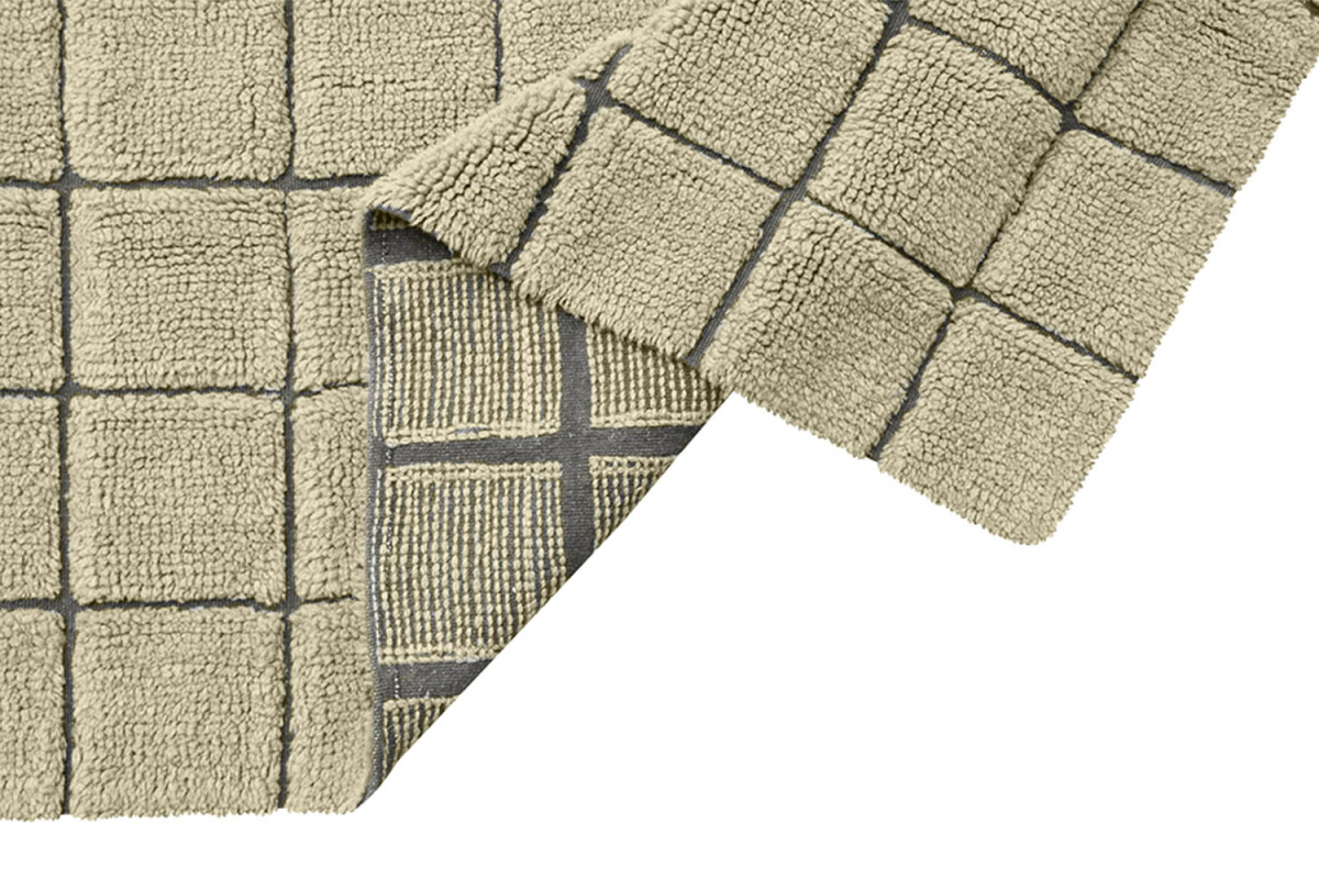 Tapis en laine Mosaic : le tapis de couloir graphique de Lorena Canals