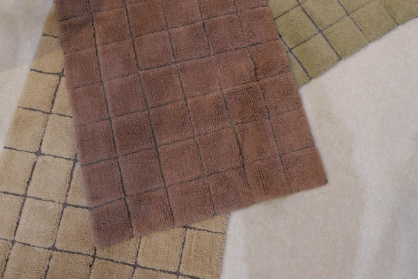 Tapis en laine Mosaic : le tapis de couloir graphique de Lorena Canals