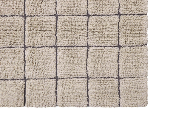 Tapis en laine Mosaic : le tapis de couloir graphique de Lorena Canals