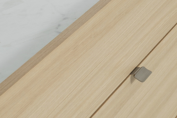 Commode 3 tiroirs Soléa bois et marbre – Rangement chambre élégant