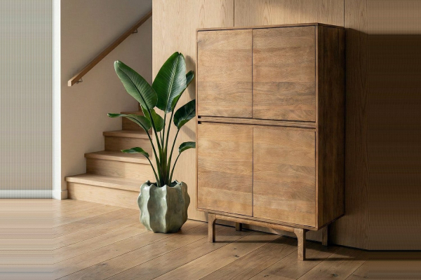 Hohes Sideboard Aria, 90 cm – Stauraum in der Höhe