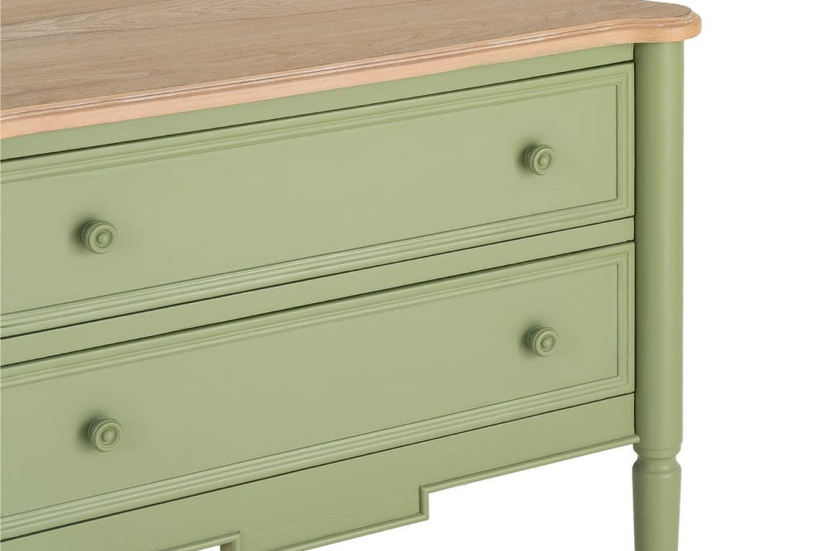 Varen low dresser – Small size, plenty of character