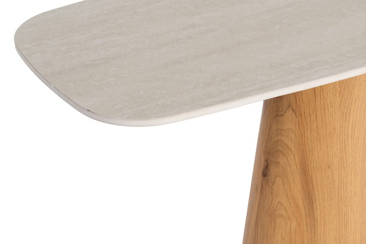 Lysandre console table – An elegant entryway with graceful curves