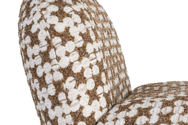 Sillón de tela estampada Orel – Comodidad y diseño envolvente