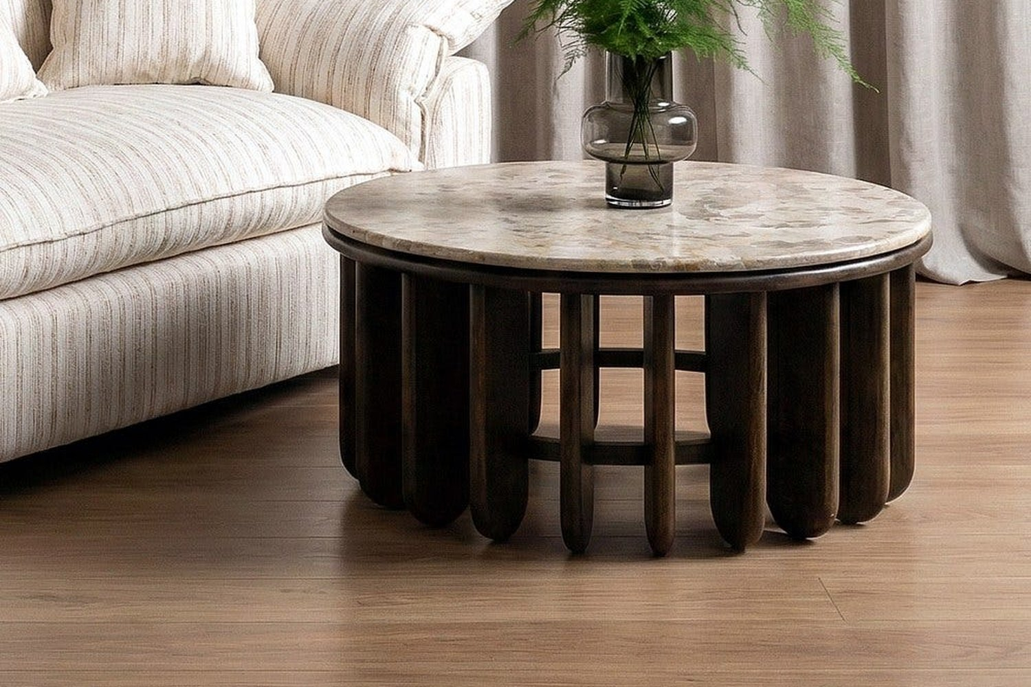 Table basse Aloria – Le charme singulier du marbre