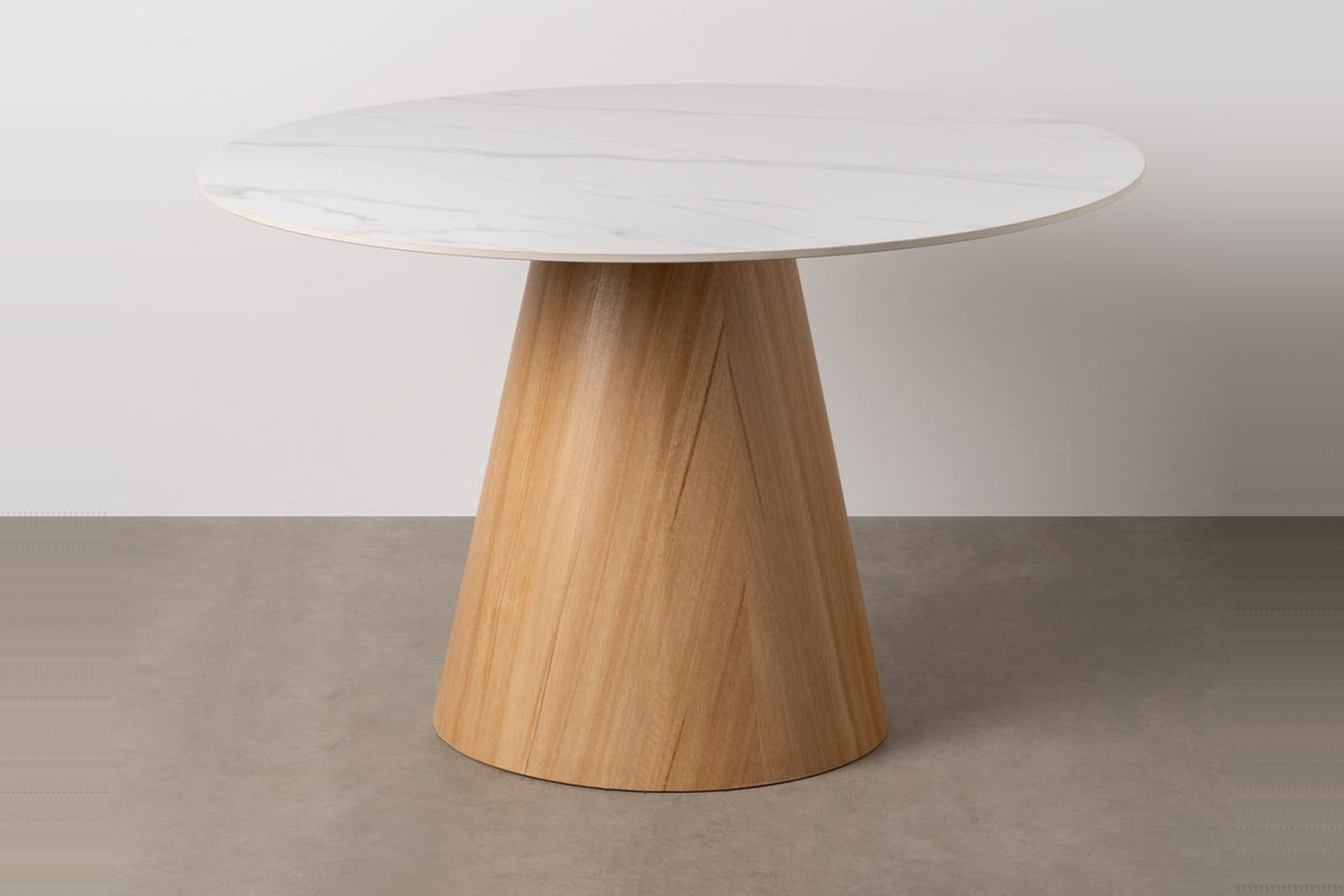 Table basse ronde Lysandre – L’élégance en format compact