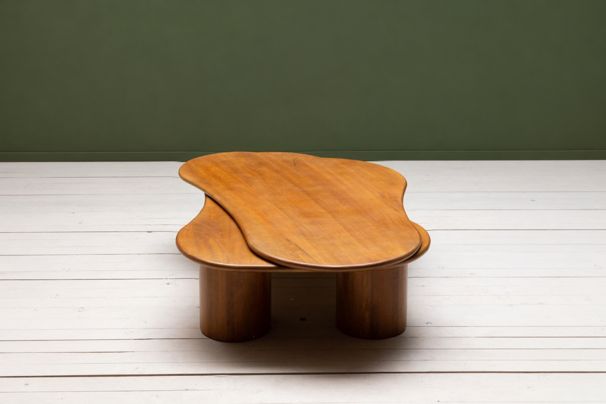 Mesa de centro Orena de madera maciza de mango de 145 cm