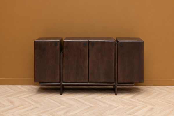 Aparador Olven de 4 puertas en madera maciza de mango de 160 cm
