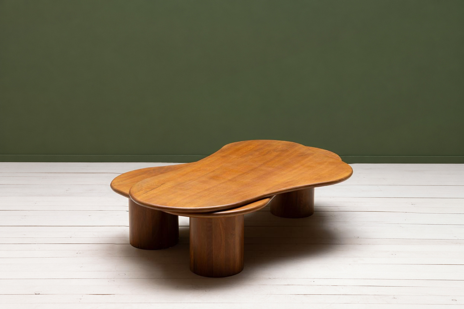 Mesa de centro Orena de madera maciza de mango de 145 cm