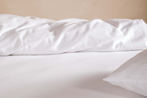 Drap housse pur coton bio uni | Maison Aveni