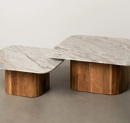 Table basse carrée